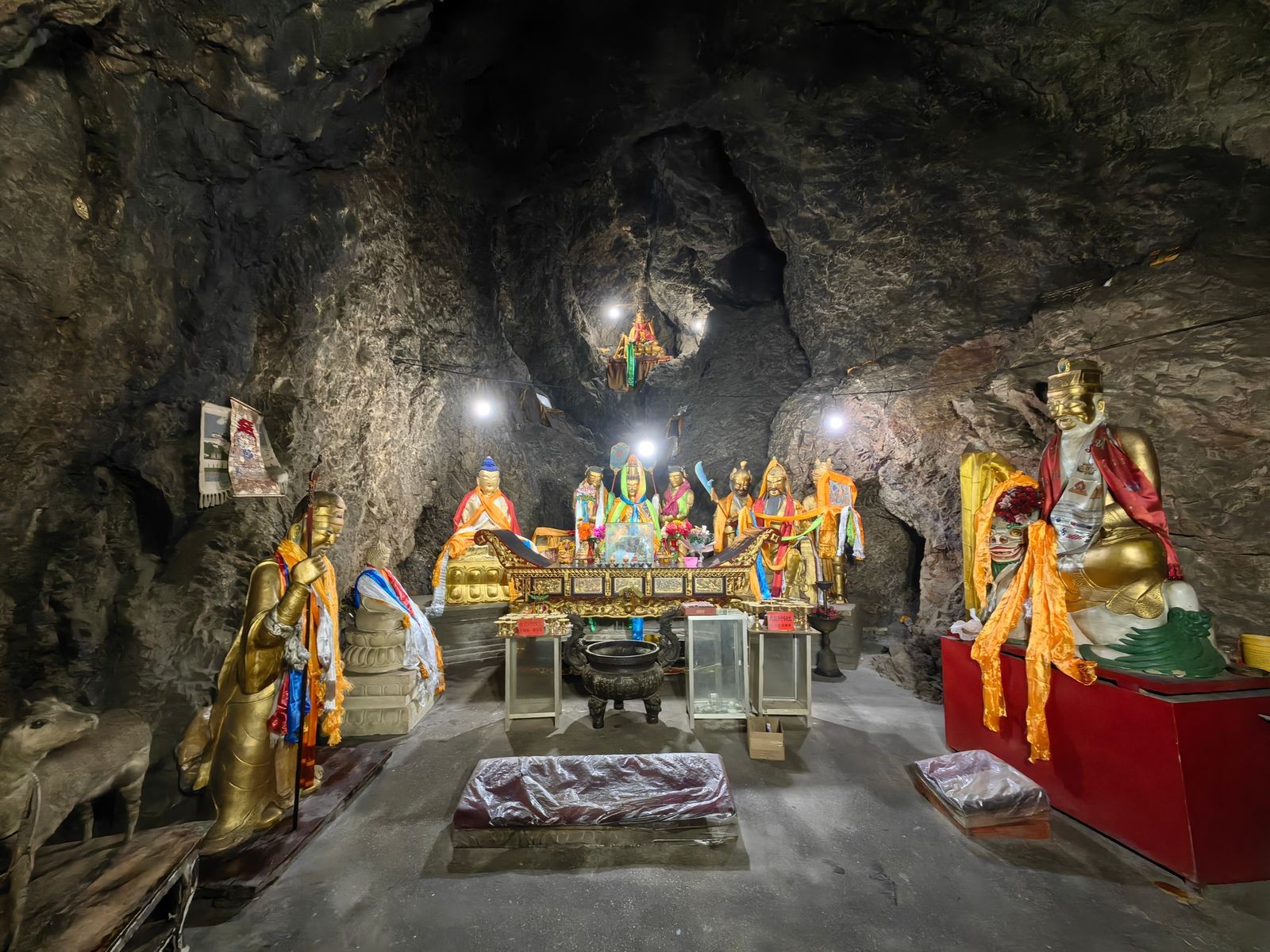 《大品吉樂獨家》崑崙山瑤池．新疆天山天池．西王母娘深度尋根之旅18日